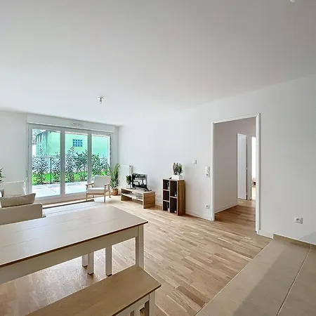 Le Bleuet - Proche Paris - 2 Bdr - Terrasse Apartment